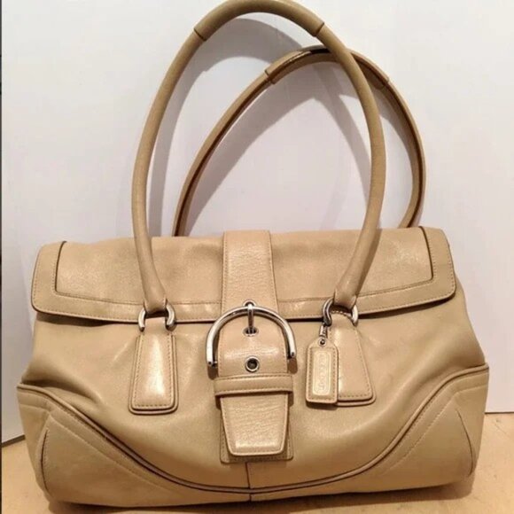 Coach Handbags - Vintage Rare Coach Hampton Flap Tan Leather Handbag Purse